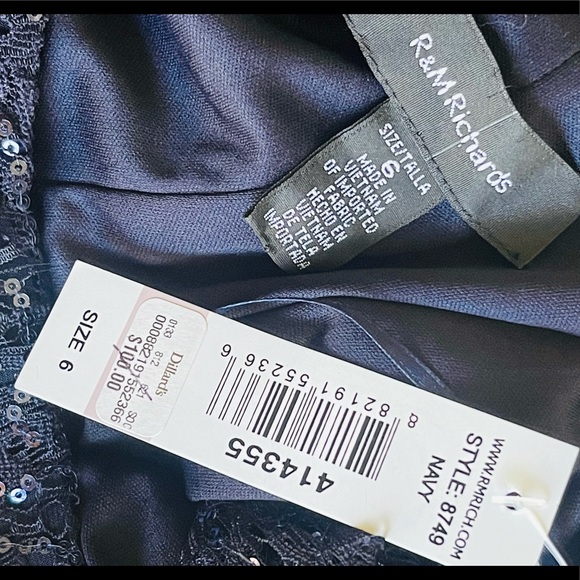 R & M Richards Embellish Women’s Cape Shift Dress - Picture 8 of 10